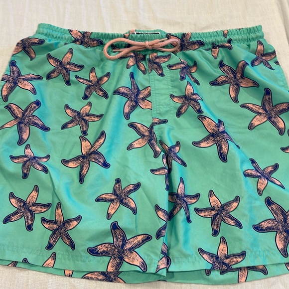 B0844 Charter Club men’s pink star fish Shorts XL swim running - Picture 1 of 5